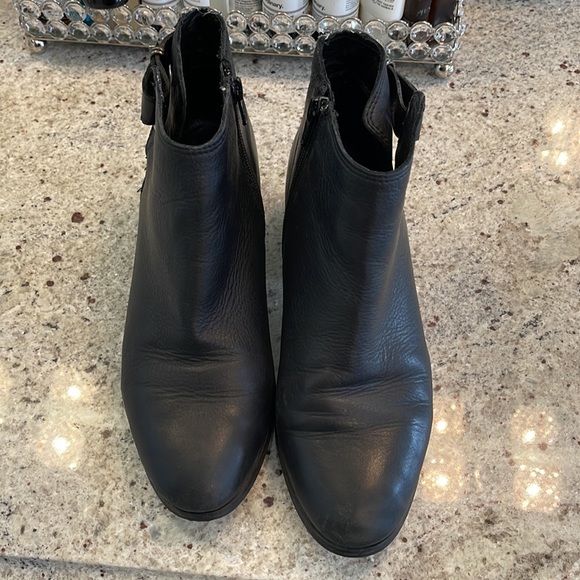Aldo Leather Booties - Picture 2 of 5